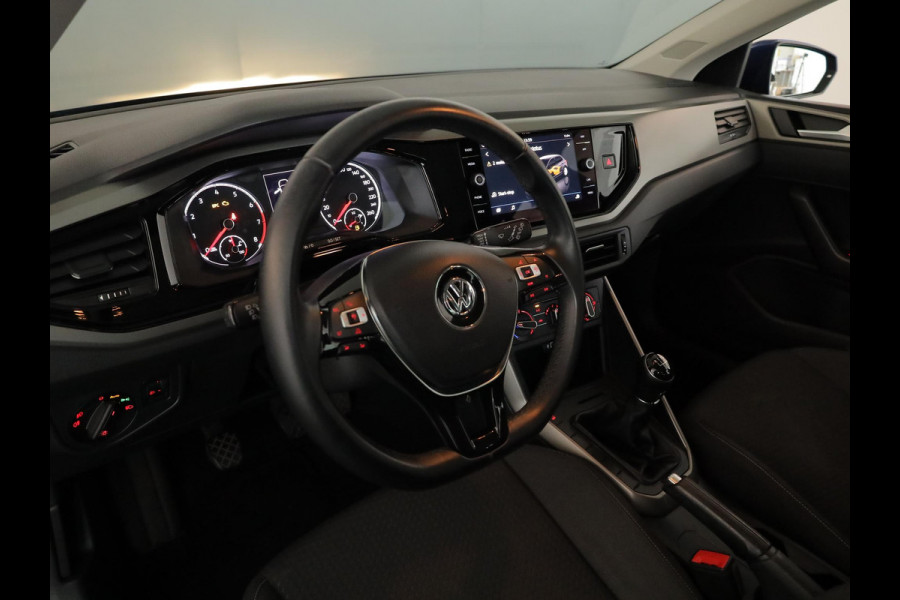 Volkswagen Polo 1.0 TSI Comfortline 95pk 5bak| Alarm| Navigatie