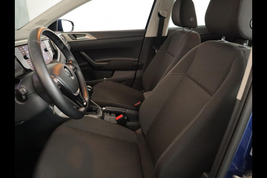Volkswagen Polo 1.0 TSI Comfortline 95pk 5bak| Alarm| Navigatie