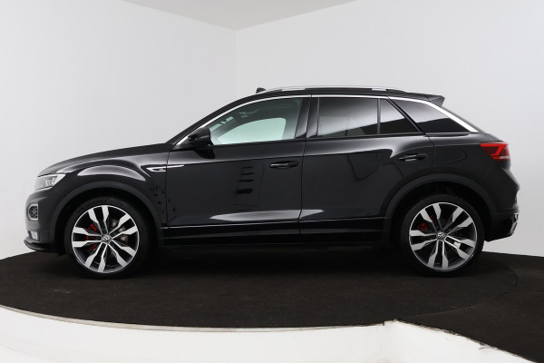 Volkswagen T-Roc 1.5 TSI Sport Business R (PANORAMADAK, STOELVERWARMING, CAMERA, BEATS AUDIO, DIGITALE COCKPIT)