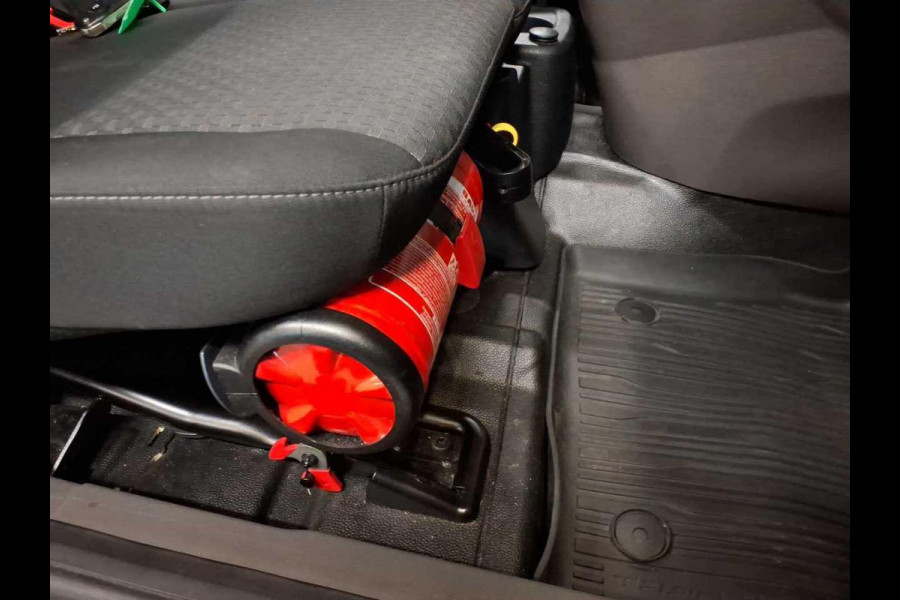 Ford Transit Connect 1.0 Ecoboost L2 Trend | 62000 KM  | Navigatie | Cruise Control | Ingerichte Laadruimte | 3 Zitplaatsen | WORDT VERWACHT!