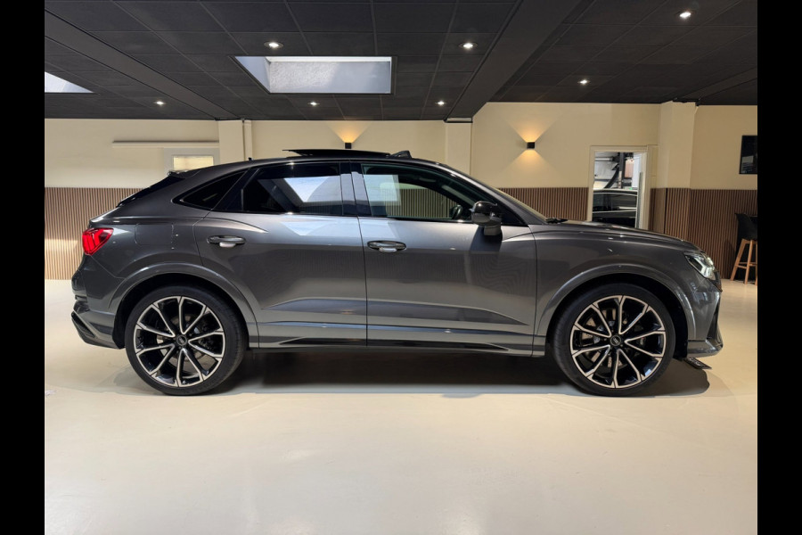 Audi RSQ3 2.5 TFSI|Pano|RS Seats|Camera|Sonos|Matrix|Trekhaak