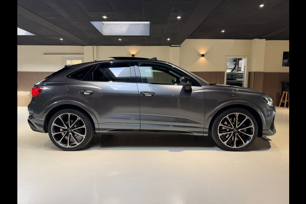 Audi RSQ3 2.5 TFSI|Pano|RS Seats|Camera|Sonos|Matrix|Trekhaak