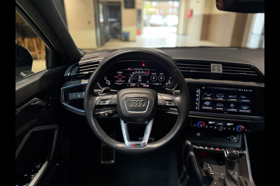 Audi RSQ3 2.5 TFSI|Pano|RS Seats|Camera|Sonos|Matrix|Trekhaak