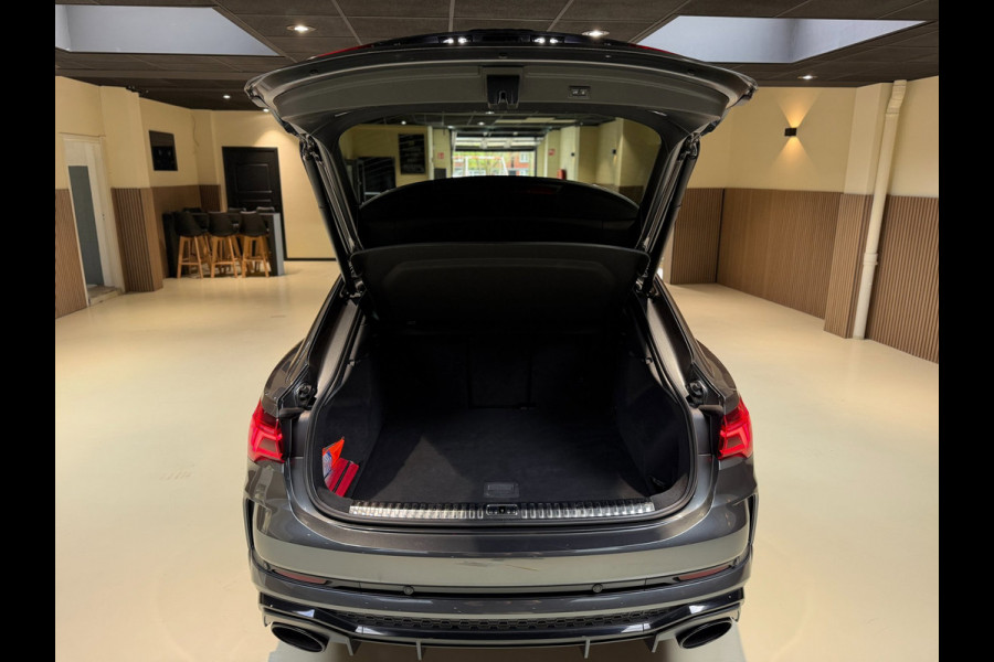 Audi RSQ3 2.5 TFSI|Pano|RS Seats|Camera|Sonos|Matrix|Trekhaak
