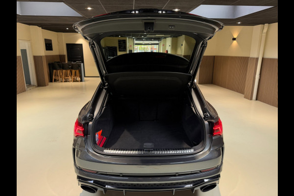 Audi RSQ3 2.5 TFSI|Pano|RS Seats|Camera|Sonos|Matrix|Trekhaak
