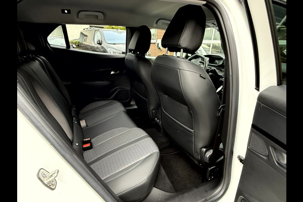Peugeot e-2008 EV Allure 50 kWh Fase 3, Trekhaak, Camera