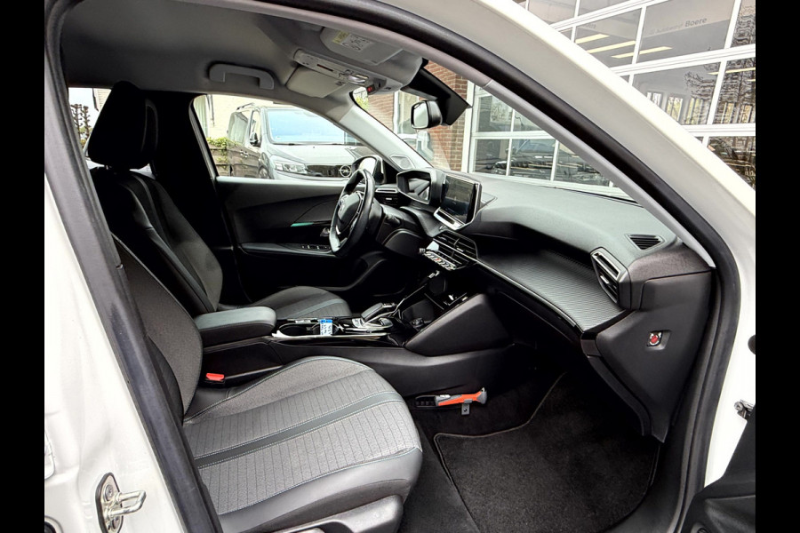 Peugeot e-2008 EV Allure 50 kWh Fase 3, Trekhaak, Camera