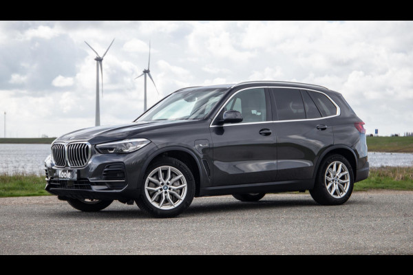 BMW X5 xDrive45e High Executive CARPLAY / CAMERA / DEALER ONDERHOUDEN / BRUIN LEER / STOELVERWARMING