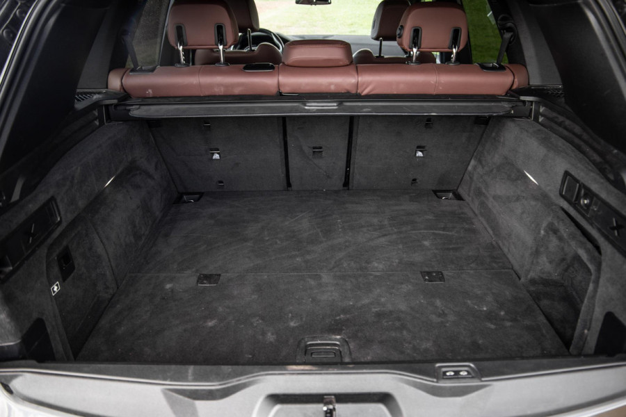 BMW X5 xDrive45e High Executive CARPLAY / CAMERA / DEALER ONDERHOUDEN / BRUIN LEER / STOELVERWARMING