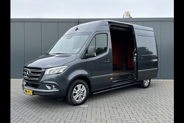 Mercedes-Benz Sprinter 315 CDI / 9G-TRONIC / L2H2 / 2x SCHUIFDEUR / 3.5 TONS TREKHAAK / LED / MBUX / CAMERA / CRUISE / AIRCO / BLINDSPOT