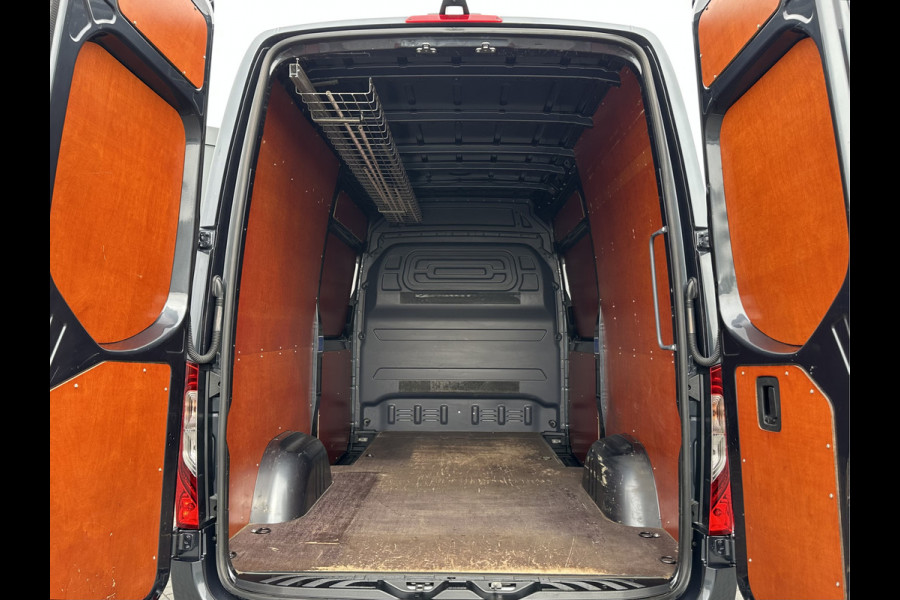 Mercedes-Benz Sprinter 315 CDI / 9G-TRONIC / L2H2 / 2x SCHUIFDEUR / 3.5 TONS TREKHAAK / LED / MBUX / CAMERA / CRUISE / AIRCO / BLINDSPOT