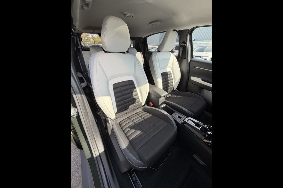 Citroën Ë-C3 Aircross Max 113pk 44 kWh (Camera - Parkeersensoren V+A - Automatische Airco - LED - Navigatie - Apple Carplay - 17"incl 4S - Two Tone)