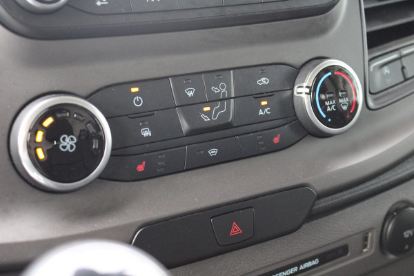 Ford Transit 350L3H2 2,0EcoBlue 96kW Front Trend | Camera | Parkeersensoren | Vloer In Laadruimte | Airco |