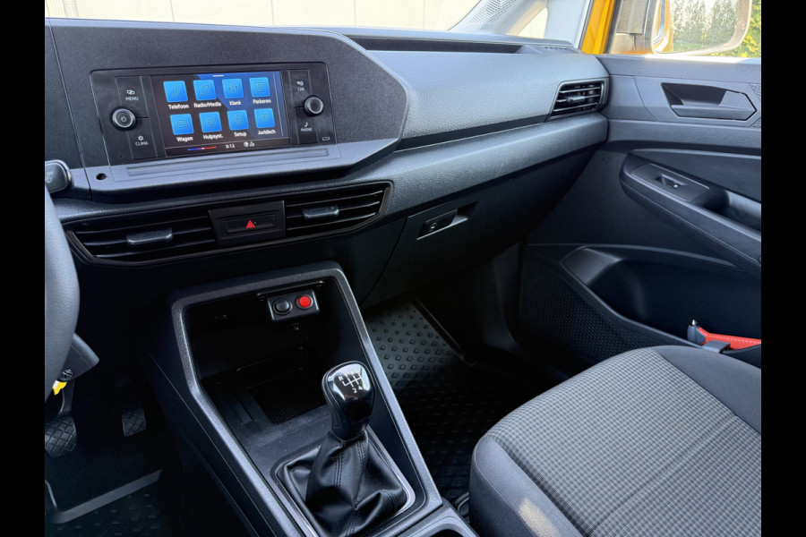 Volkswagen Caddy Cargo 2.0 TDI Comfortline / L1H1 / 1e EIG. / ZEER NETJES !! / AIRCO / CRUISE / TREKHAAK / INRICHTING / PDC