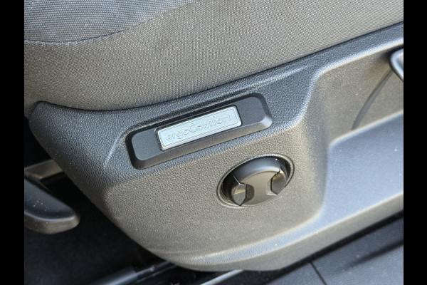 Volkswagen Caddy Cargo 2.0 TDI Comfortline / L1H1 / 1e EIG. / ZEER NETJES !! / AIRCO / CRUISE / TREKHAAK / INRICHTING / PDC