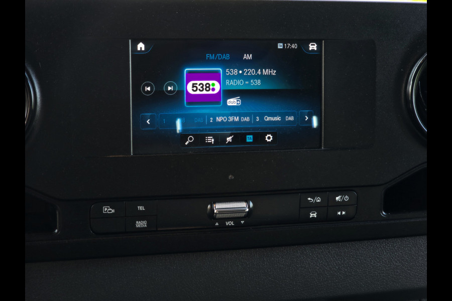 Mercedes-Benz Sprinter 315 1.9 CDI L2 H2 RWD - 150 Pk - Euro 6 - MBUX - ParkeerCamera - Airco - Cruise Control