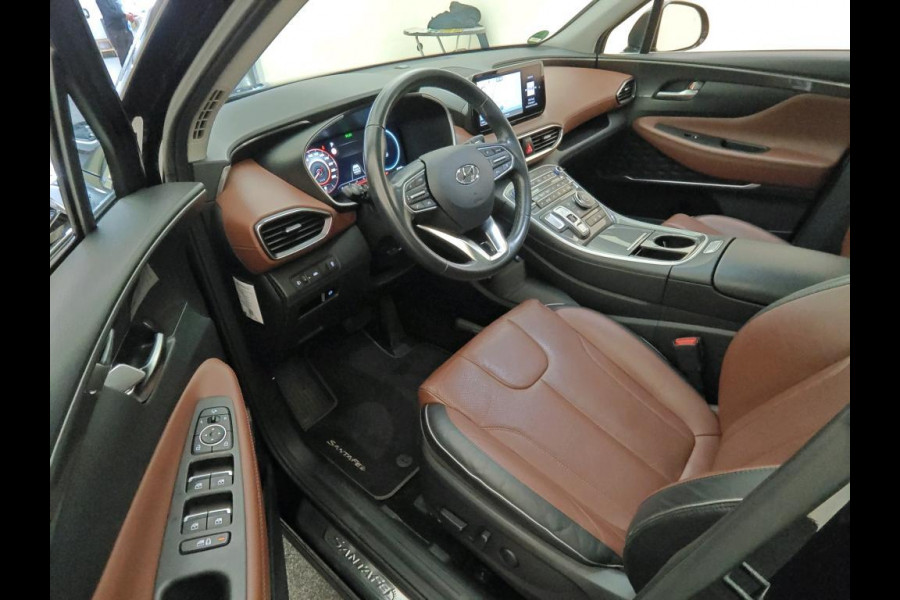 Hyundai Santa Fe 1.6 T-GDI HEV Comfort Smart Sky 7p. NL-AUTO | PANODAK | LEDER