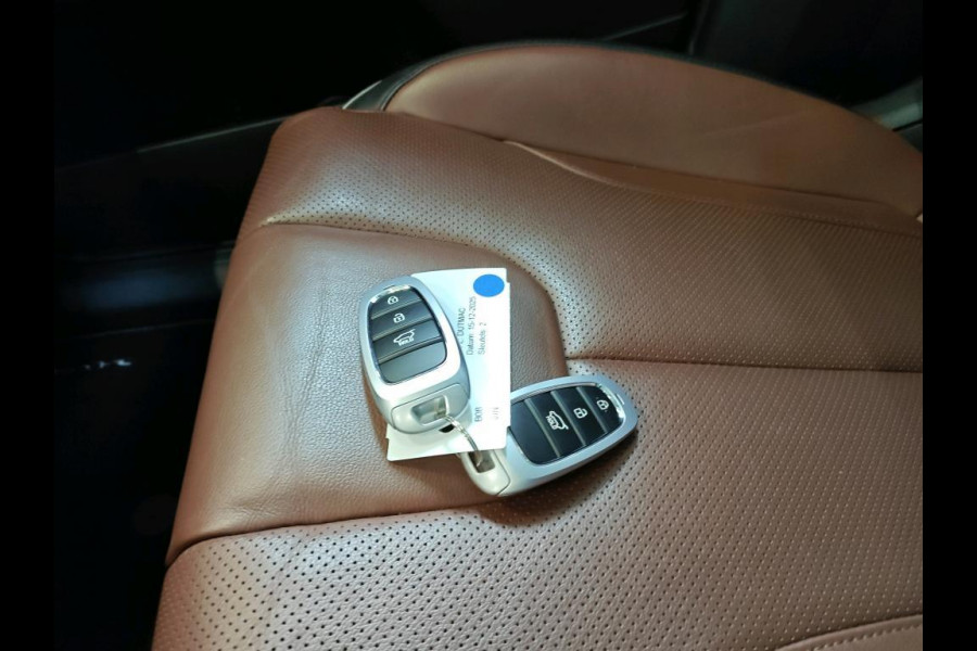 Hyundai Santa Fe 1.6 T-GDI HEV Comfort Smart Sky 7p. NL-AUTO | PANODAK | LEDER