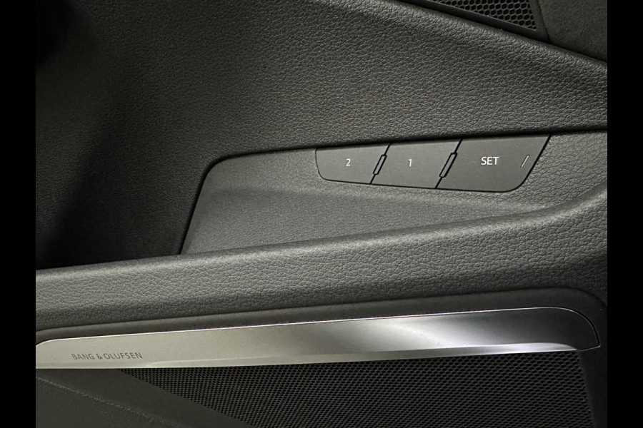 Audi e-tron Sportback S 504pk | RS-Stoelen | Panorama | 360 Camera | Valcona Leder | ACC | B&O Sound | Luchtvering | Soft-Close | Camera Spiegels | Nachtzicht | Keyless-Entry | Head-Up | 4-Zone Clima | Stoelverwarming V+A | Sfeerverlichting | Memory | Carplay |