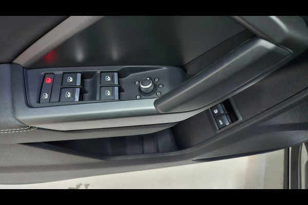 Audi Q3 45 TFSI e 3x S-Line Keyless Camera Matrix Virtual