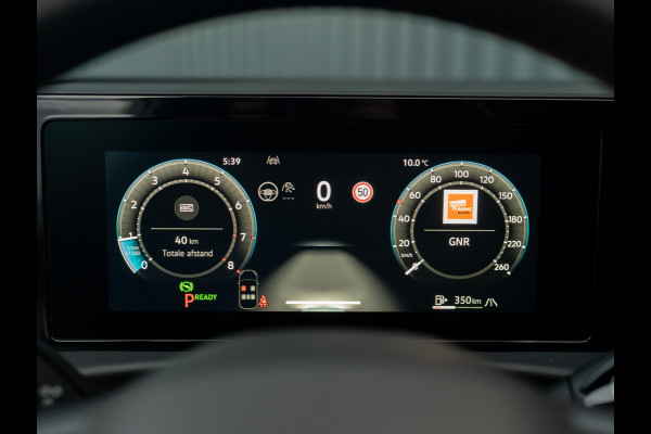 Volkswagen T-Roc 1.5 eTsi R-Line First Edition | Trekhaak wegkl. | 360 Camera | Panodak | Harman/Kardon | Prijs Rijklaar!!