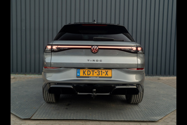 Volkswagen T-Roc 1.5 eTsi R-Line First Edition | Trekhaak wegkl. | 360 Camera | Panodak | Harman/Kardon | Prijs Rijklaar!!