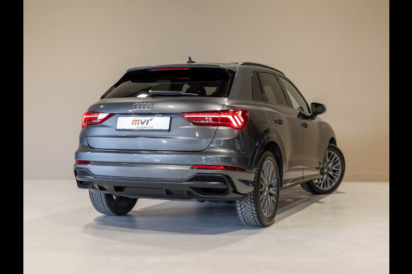 Audi Q3 35 TFSI 2x S-Line edition / 150pk / Panorama dak / Keyless / Stoelverwarming /