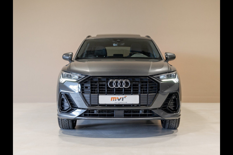Audi Q3 35 TFSI 2x S-Line edition / 150pk / Panorama dak / Keyless / Stoelverwarming /