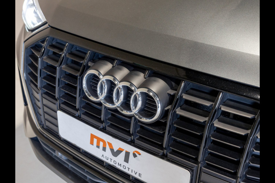 Audi Q3 35 TFSI 2x S-Line edition / 150pk / Panorama dak / Keyless / Stoelverwarming /