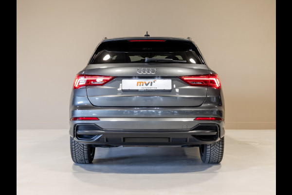 Audi Q3 35 TFSI 2x S-Line edition / 150pk / Panorama dak / Keyless / Stoelverwarming /