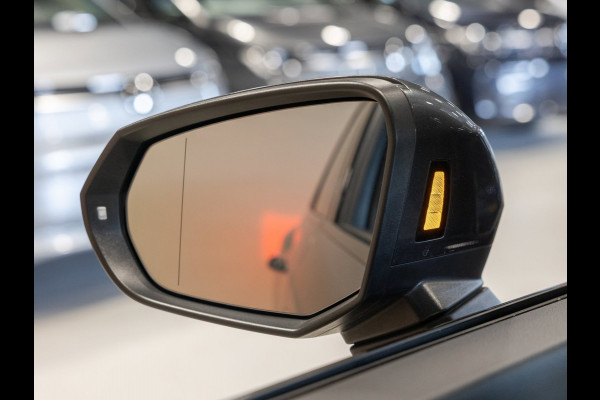 Audi Q3 35 TFSI 2x S-Line edition / 150pk / Panorama dak / Keyless / Stoelverwarming /