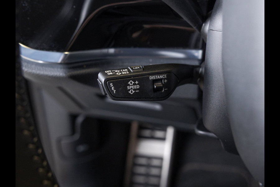 Audi Q3 35 TFSI 2x S-Line edition / 150pk / Panorama dak / Keyless / Stoelverwarming /