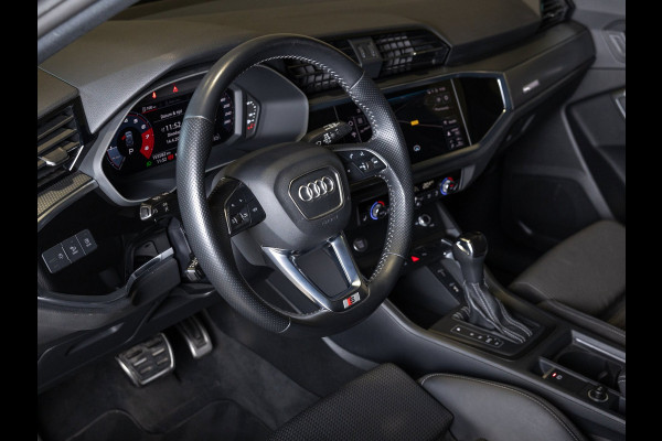 Audi Q3 35 TFSI 2x S-Line edition / 150pk / Panorama dak / Keyless / Stoelverwarming /