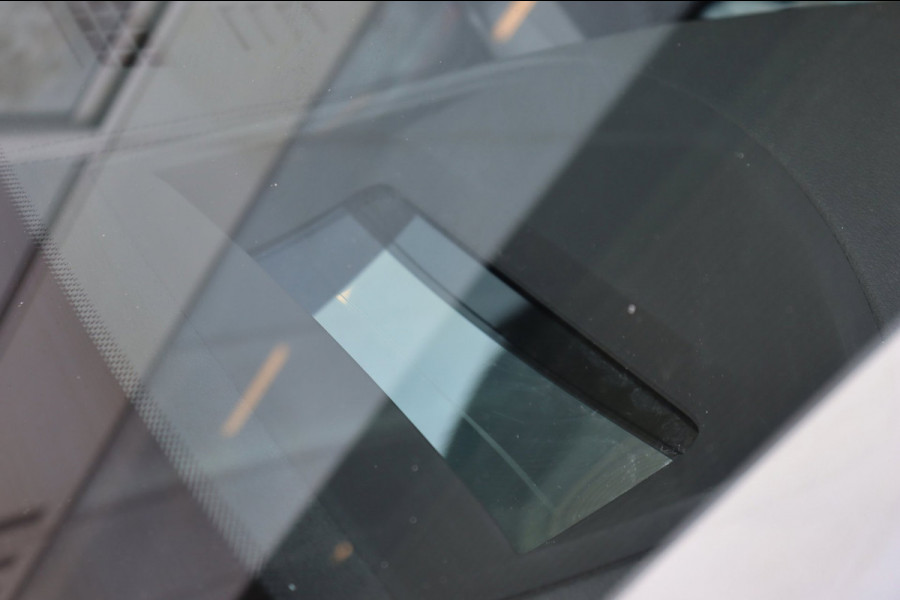 BMW X1 SDrive20i High Executive org.NL leer+verw Schuifdak HUD A.camera Carplay