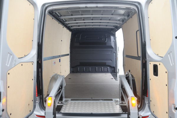 Mercedes-Benz Sprinter 317 CDI Automaat L2H1 3-Zits, Elek. laadklep, Stoelverwarming, Camera, Cruise, Apple Carplay, 18''