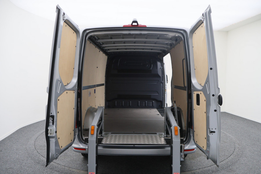 Mercedes-Benz Sprinter 317 CDI Automaat L2H1 3-Zits, Elek. laadklep, Stoelverwarming, Camera, Cruise, Apple Carplay, 18''