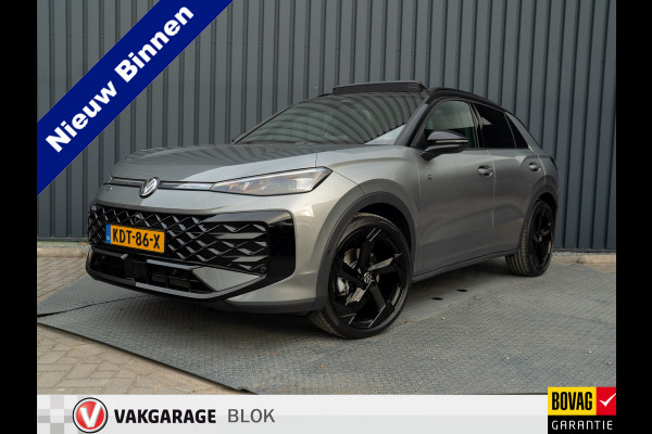 Volkswagen T-Roc 1.5 eTsi R-Line First Edition | Trekhaak wegkl. | 360 Camera | Panodak | Harman/Kardon | Prijs Rijklaar!!