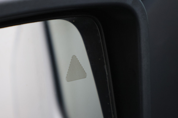 Mercedes-Benz Sprinter 317 CDI Automaat L2H1 3-Zits, Elek. laadklep, Stoelverwarming, Camera, Cruise, Apple Carplay, 18''