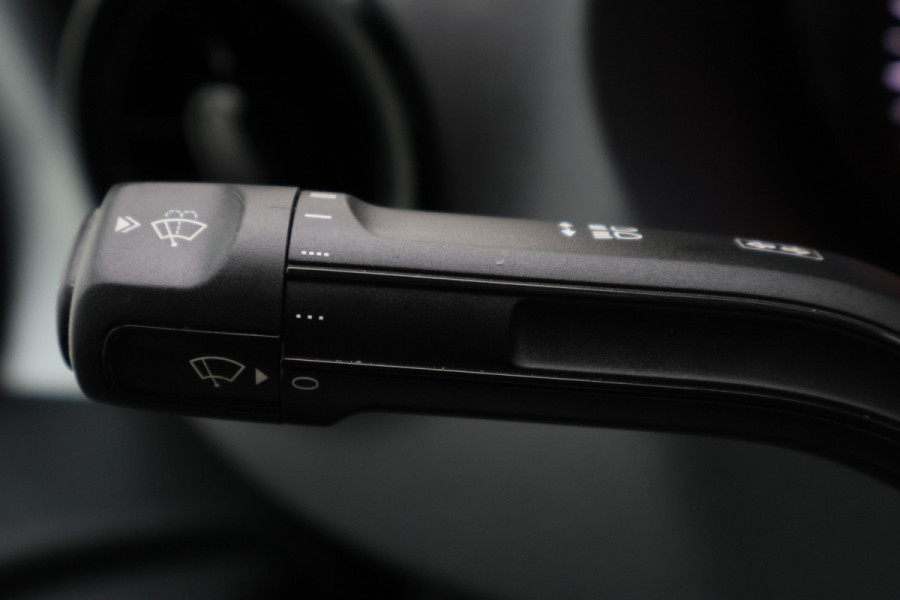 Mercedes-Benz Sprinter 317 CDI Automaat L2H1 3-Zits, Elek. laadklep, Stoelverwarming, Camera, Cruise, Apple Carplay, 18''