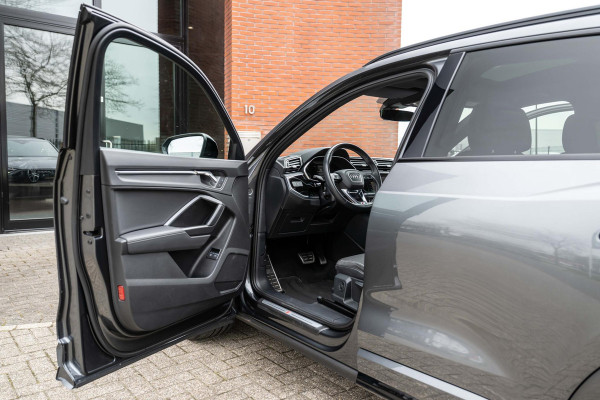Audi Q3 45 TFSI e S-Line 245pk ACC Pano Matrix Camera