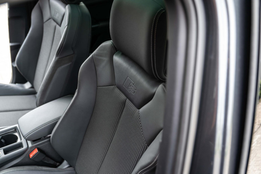 Audi Q3 45 TFSI e S-Line 245pk ACC Pano Matrix Camera