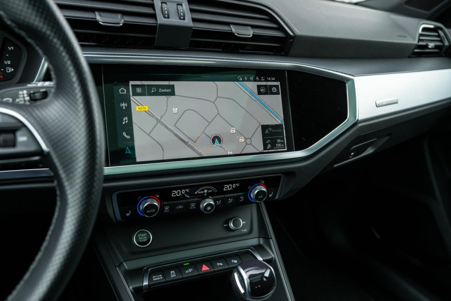 Audi Q3 45 TFSI e S-Line 245pk ACC Pano Matrix Camera