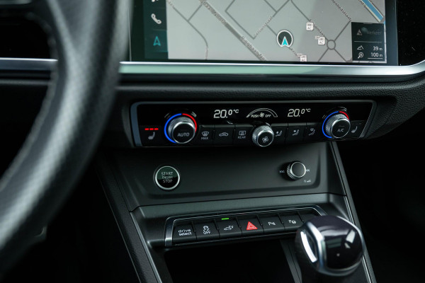 Audi Q3 45 TFSI e S-Line 245pk ACC Pano Matrix Camera