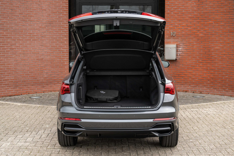 Audi Q3 45 TFSI e S-Line 245pk ACC Pano Matrix Camera