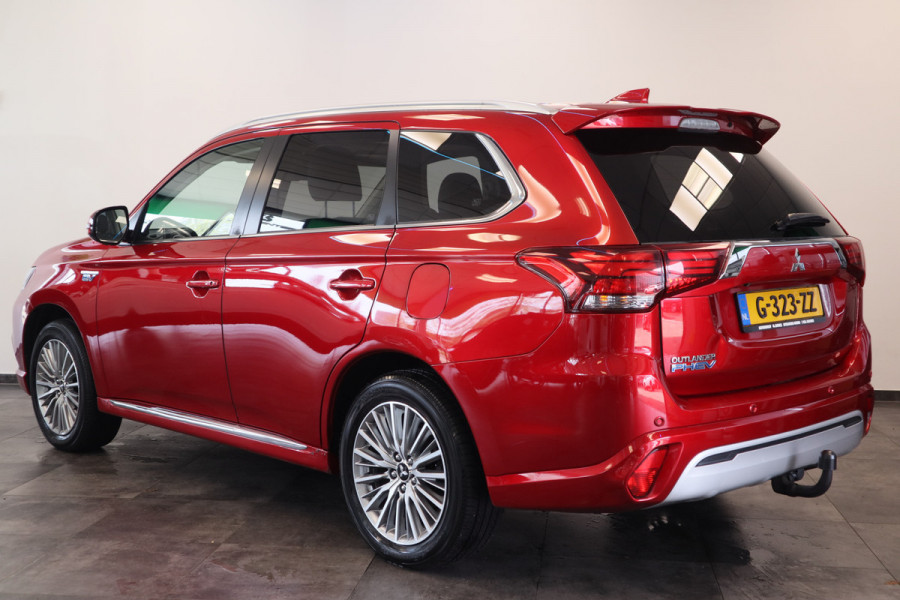 Mitsubishi Outlander 2.4 PHEV Intense+ Trekhaak 360 Camera Kantel dak