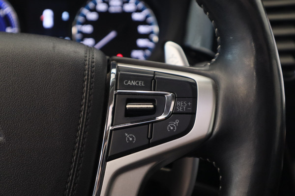 Mitsubishi Outlander 2.4 PHEV Intense+ Trekhaak 360 Camera Kantel dak