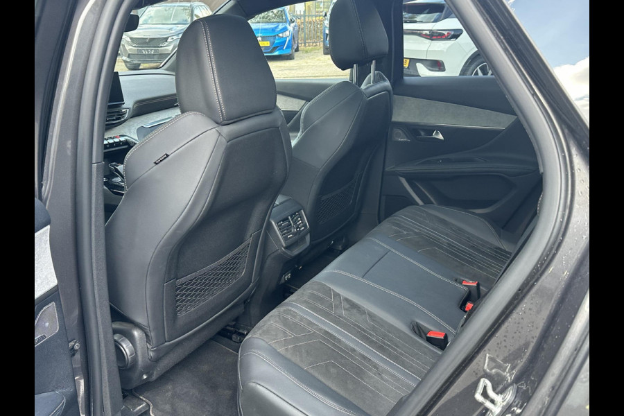 Peugeot 3008 1.6 HYbrid 225 GT Pack Business PANO | BLACK PACK | CAMERA | CRUISE CONTROL ADAPTIEF DODE HOEK SENSOR | ELEK. ACHTERKLEP | STOELVERWARMING| FOCAL AUDIO|