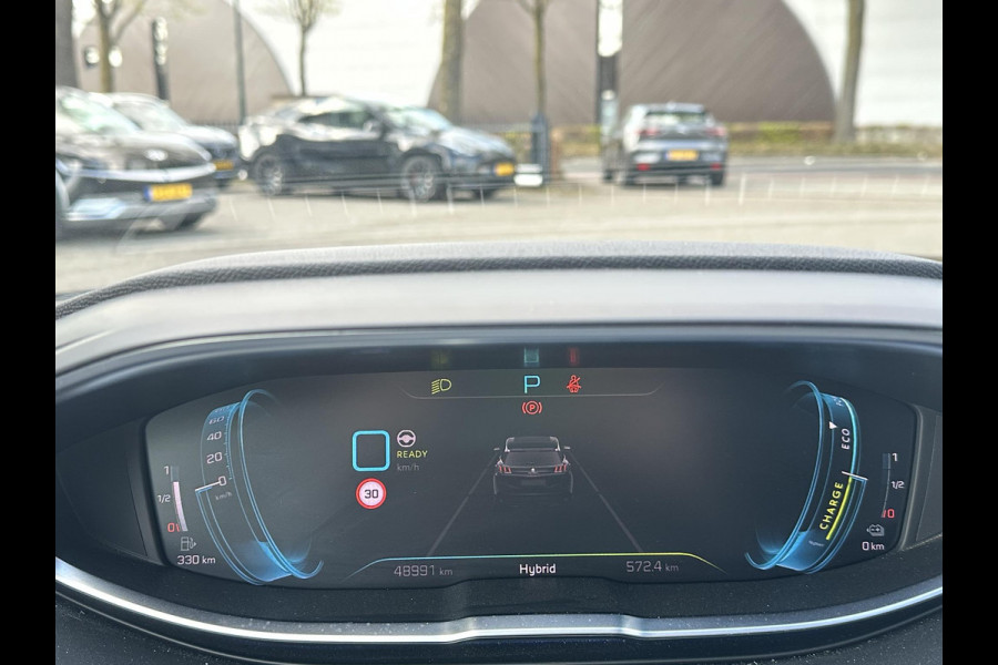 Peugeot 3008 1.6 HYbrid 225 GT Pack Business PANO | BLACK PACK | CAMERA | CRUISE CONTROL ADAPTIEF DODE HOEK SENSOR | ELEK. ACHTERKLEP | STOELVERWARMING| FOCAL AUDIO|