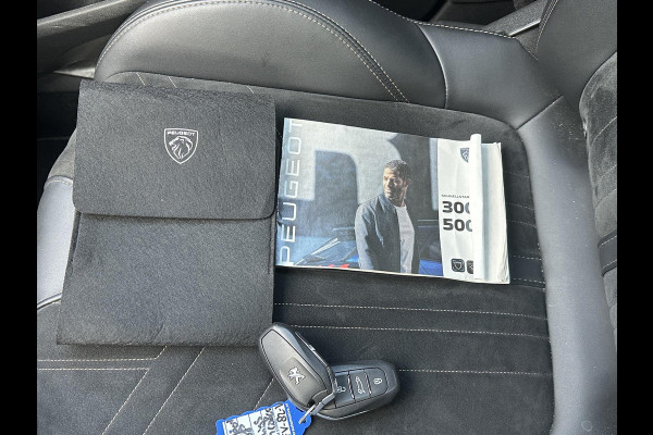 Peugeot 3008 1.6 HYbrid 225 GT Pack Business PANO | BLACK PACK | CAMERA | CRUISE CONTROL ADAPTIEF DODE HOEK SENSOR | ELEK. ACHTERKLEP | STOELVERWARMING| FOCAL AUDIO|