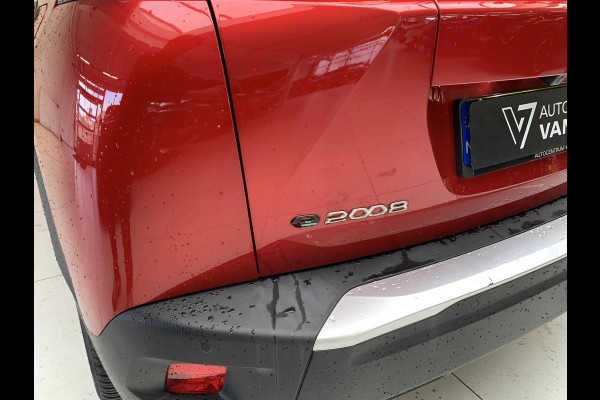 Peugeot e-2008 EV Allure Pack 50 kWh Navigatie, lichtmetalen velgen, automaat.